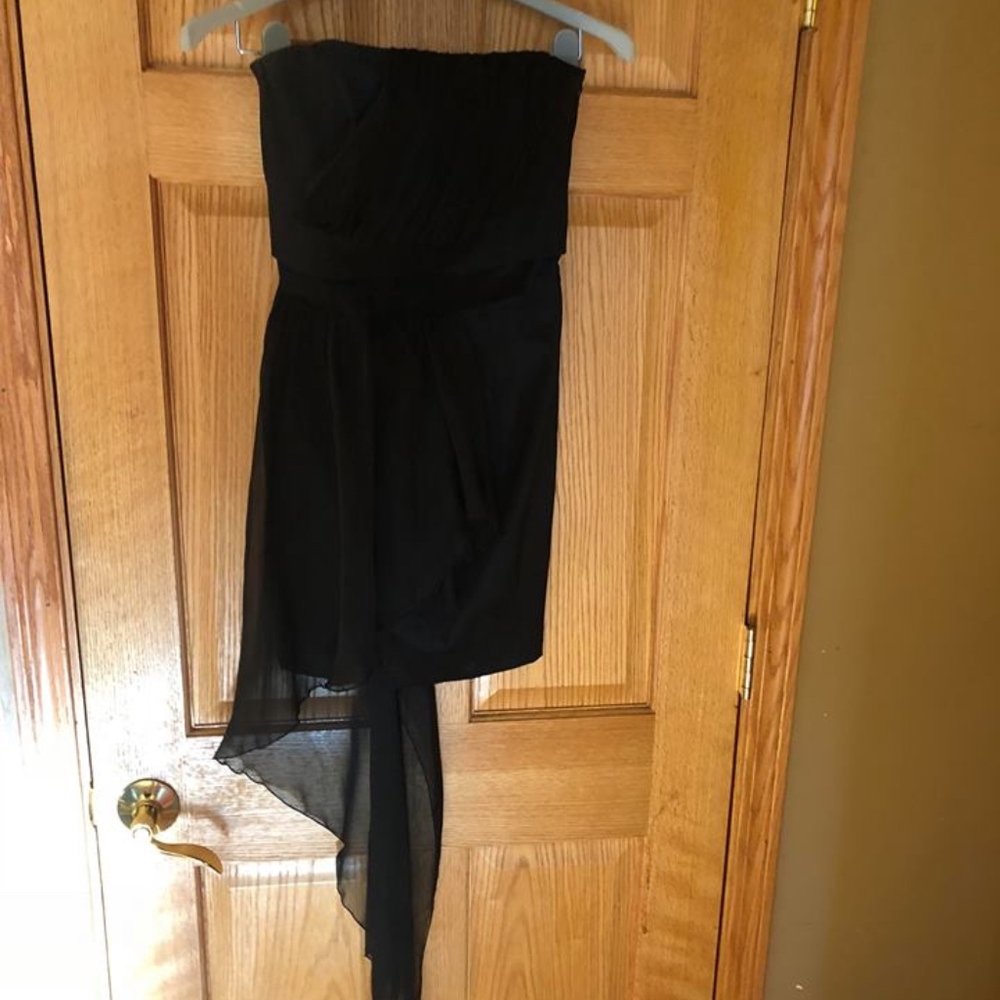 black strapless dress